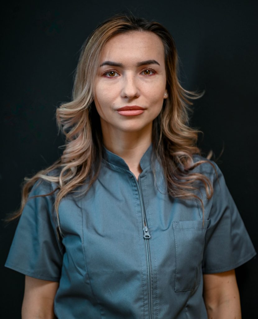 Dr. Loredana Popovici, stomatologie generala, ededontie